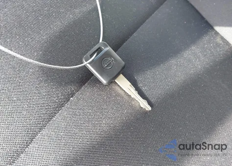 2025 Nissan Versa 1.6 S z USA, uszkodzony, nr VIN 3N1CN8DV9SL855260